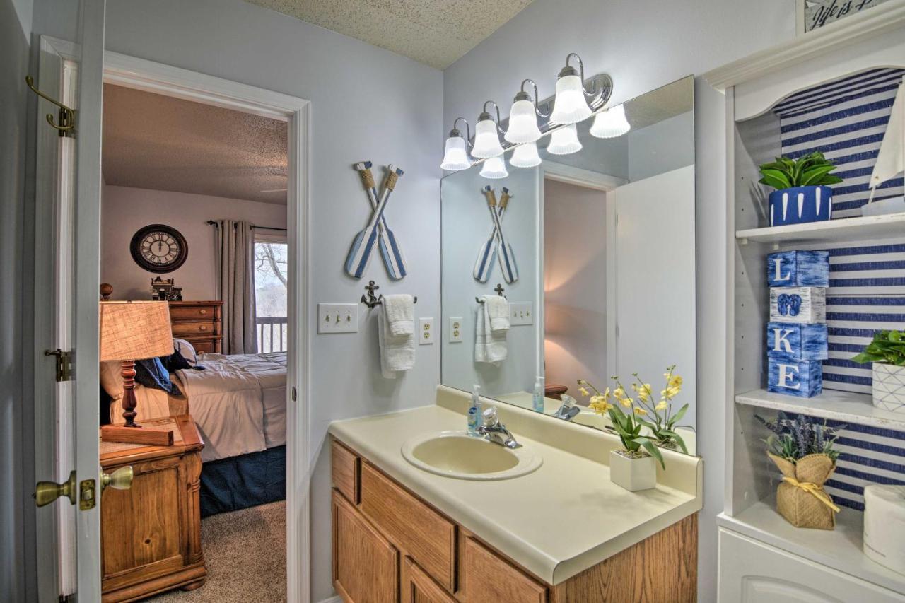 Reed Springs Condo With Furnished Deck And Pool Access Reeds Spring 외부 사진