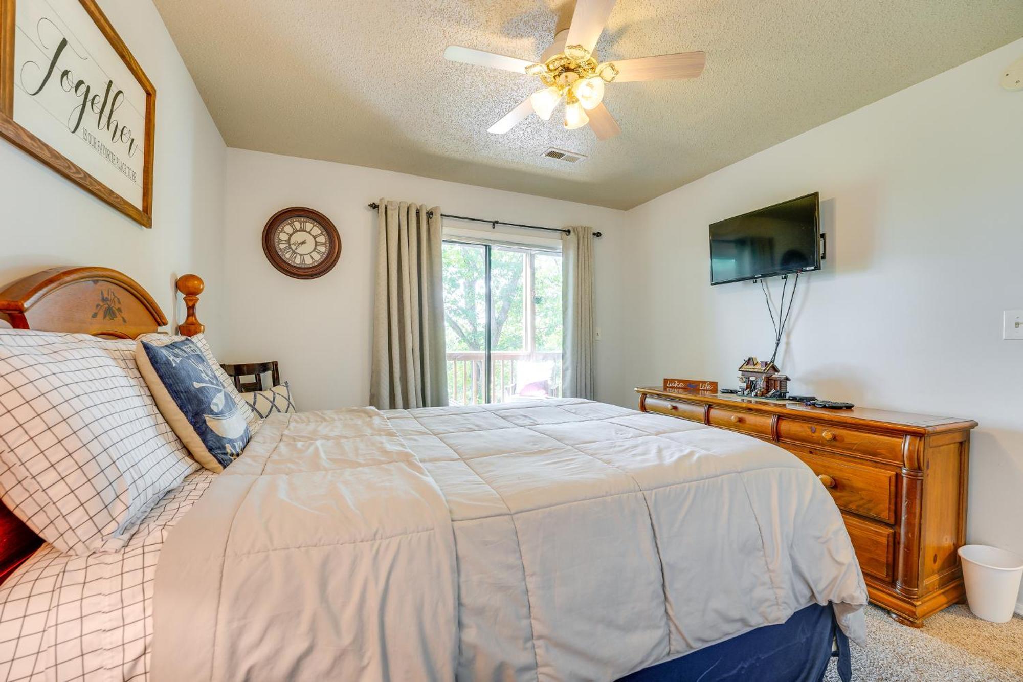 Reed Springs Condo With Furnished Deck And Pool Access Reeds Spring 외부 사진