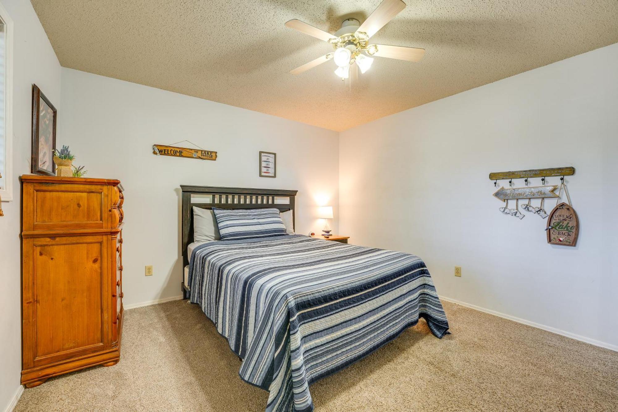 Reed Springs Condo With Furnished Deck And Pool Access Reeds Spring 외부 사진