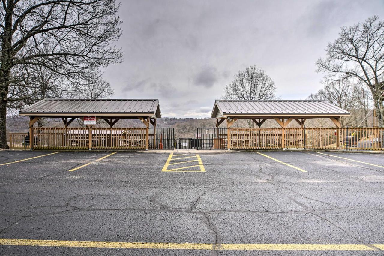 Reed Springs Condo With Furnished Deck And Pool Access Reeds Spring 외부 사진